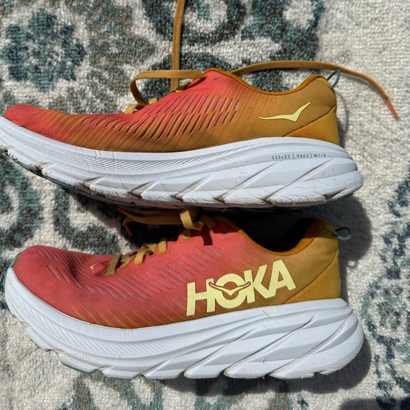 Hoka Rincon 3 Camellia/ Radiant Yellow size 8B - Picture 3 of 11